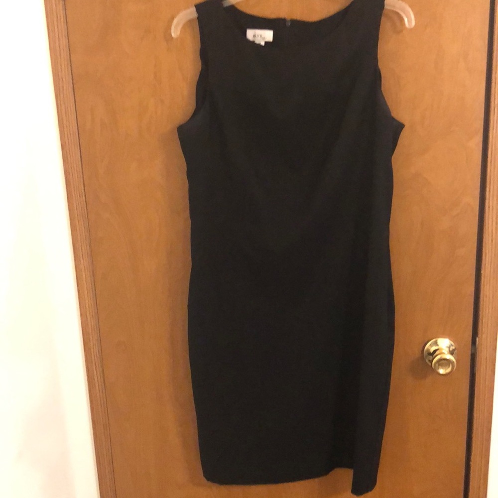 Sleeveless little black dress - sz 14